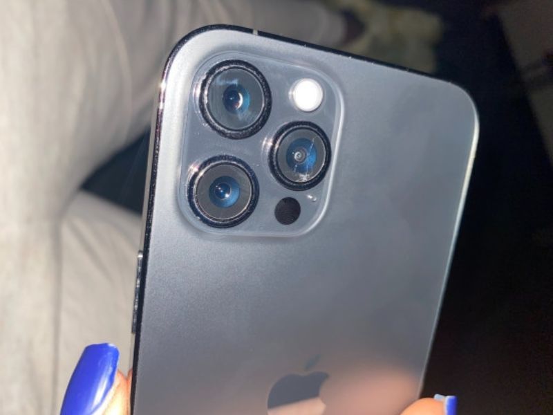 Cách hạn chế lỗi Camera iPhone 12 Pro Max bị mờ