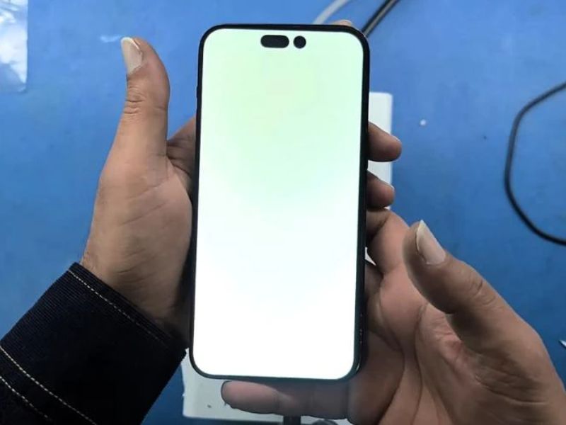 Câu hỏi thường gặp về iPhone 14 Pro Max bị trắng màn hình