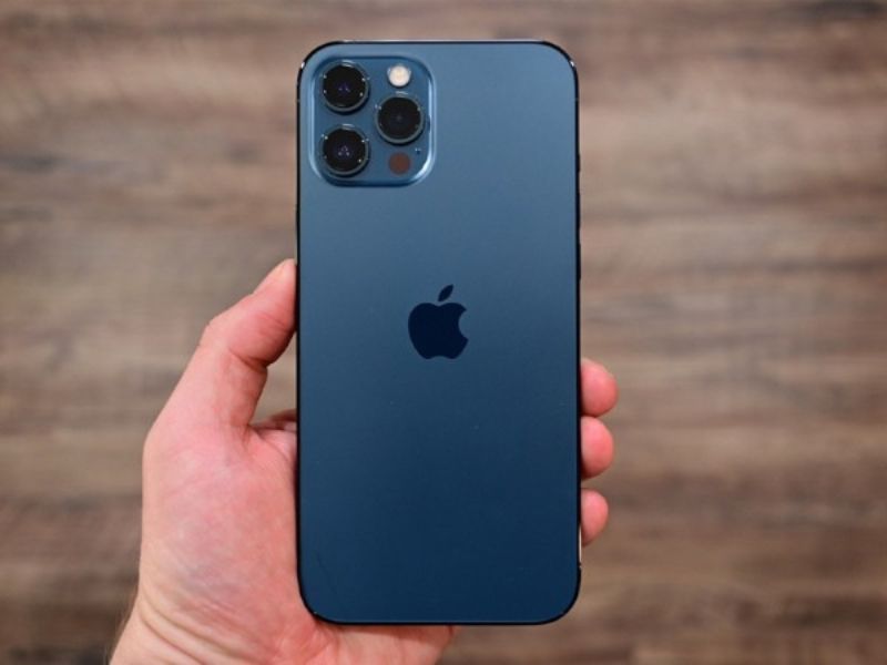 Có nên chọn mua iPhone 12 Pro Max quốc tế ở thời điểm hiện tại?