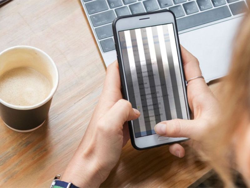 Dấu hiệu nhận biết màn hình iPhone bị loạn cảm ứng