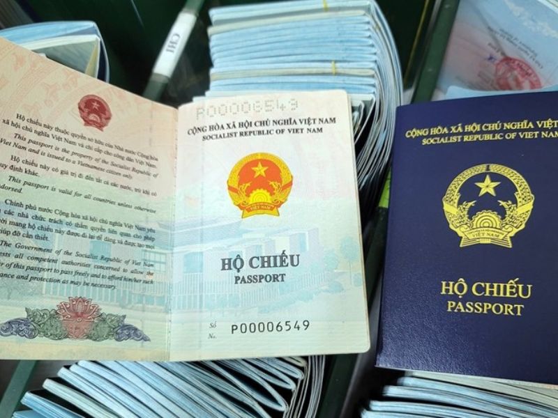 Điều kiện cần chuẩn bị trước khi làm hộ chiếu online