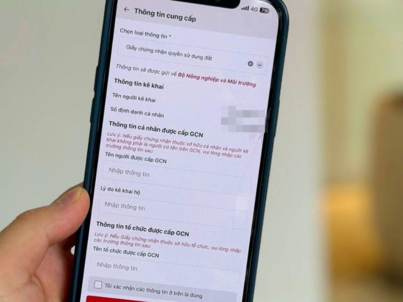 Nhập thông tin chính xác trên VNeiD