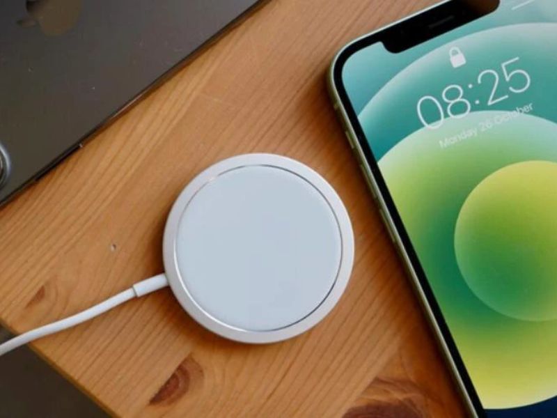 iPhone 12 Pro Max dùng sạc cao hơn có ảnh hưởng gì không?