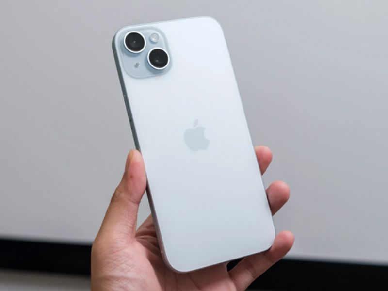 Điện thoại iPhone 15 Plus chơi game tốt màn hình lớn