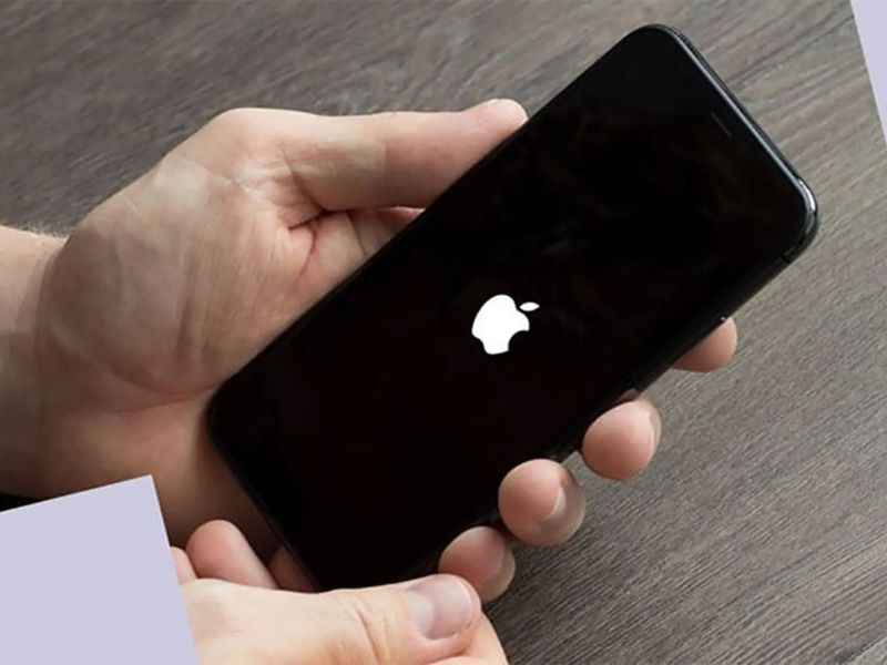iPhone bị treo táo khi cập nhật