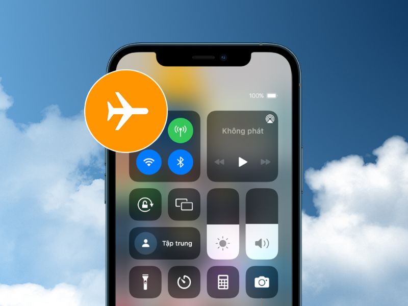 iPhone đang bật chế độ máy bay