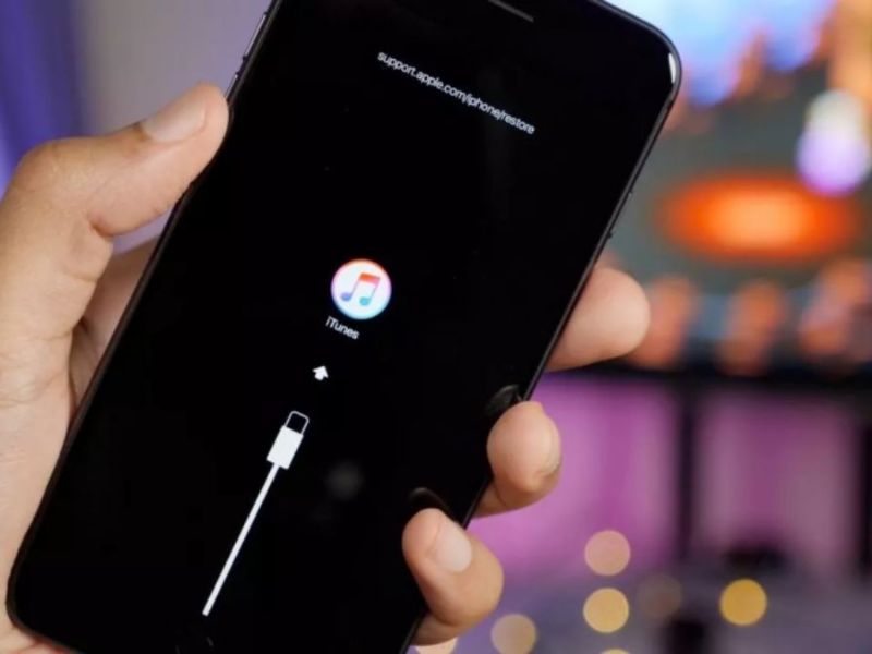 Kết nối iPhone với iTunes để kiểm tra thêm