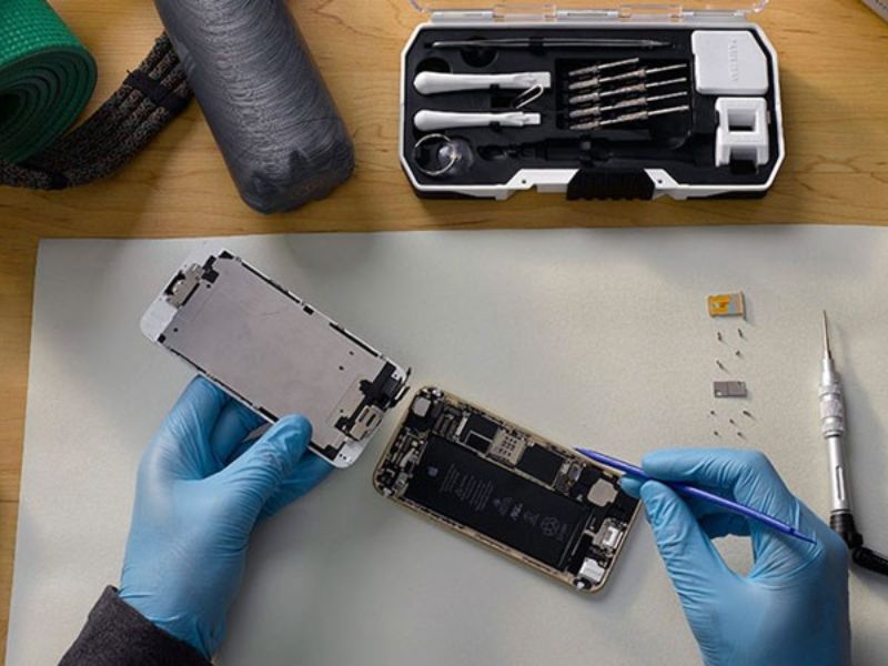 Khi nào người dùng nên đem iPhone đi kiểm tra và sửa chữa?