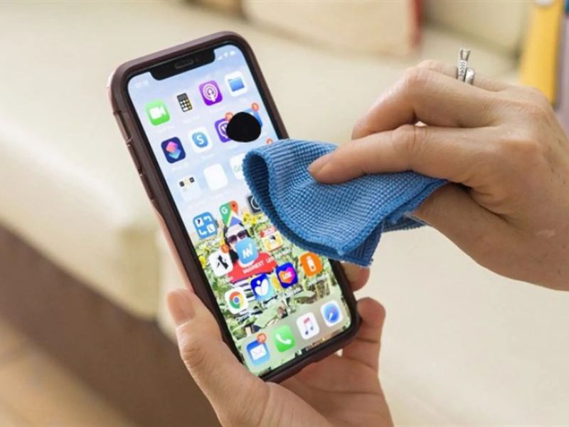 Cách xử lý màn hình điện thoại bị chấm đen