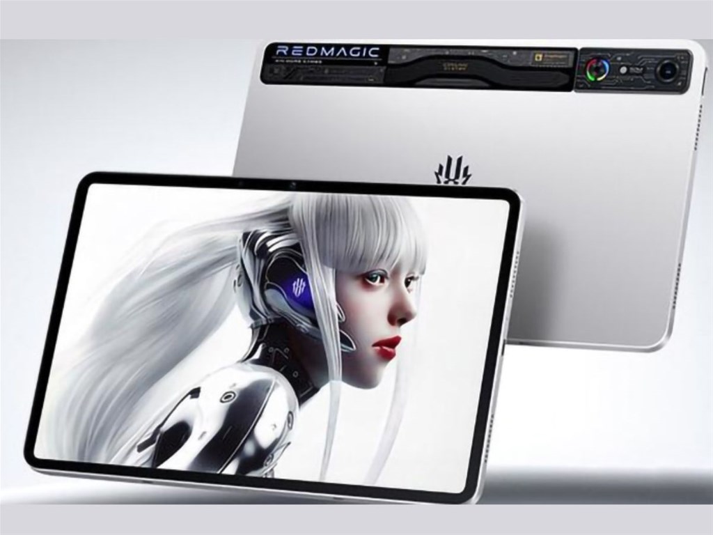 Máy có màn hình OLED với tần số quét lên tới 200Hz