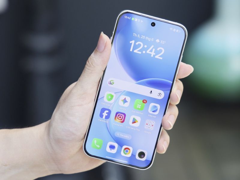 Màn hình OPPO Reno17 với thiết kế mới