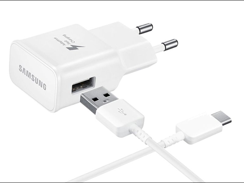 Nên mua sạc Samsung chính hãng ở đâu?