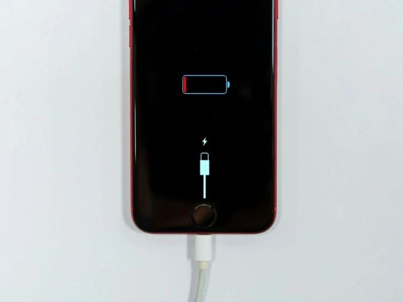 Điện thoại iPhone sạc bị tụt pin