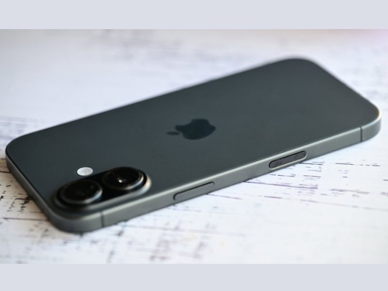 Cách khắc phục camera iPhone 17 bị mờ