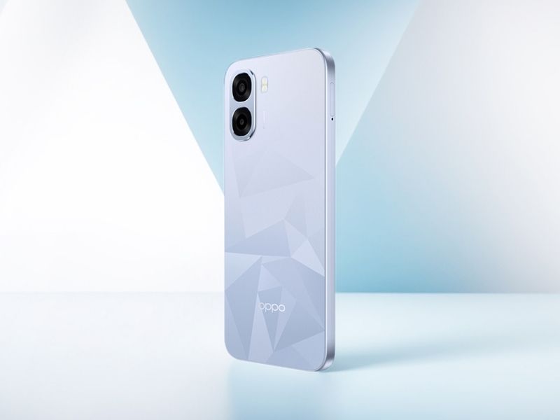 OPPO A6t 4G và 5G có thiết kế giống nhau
