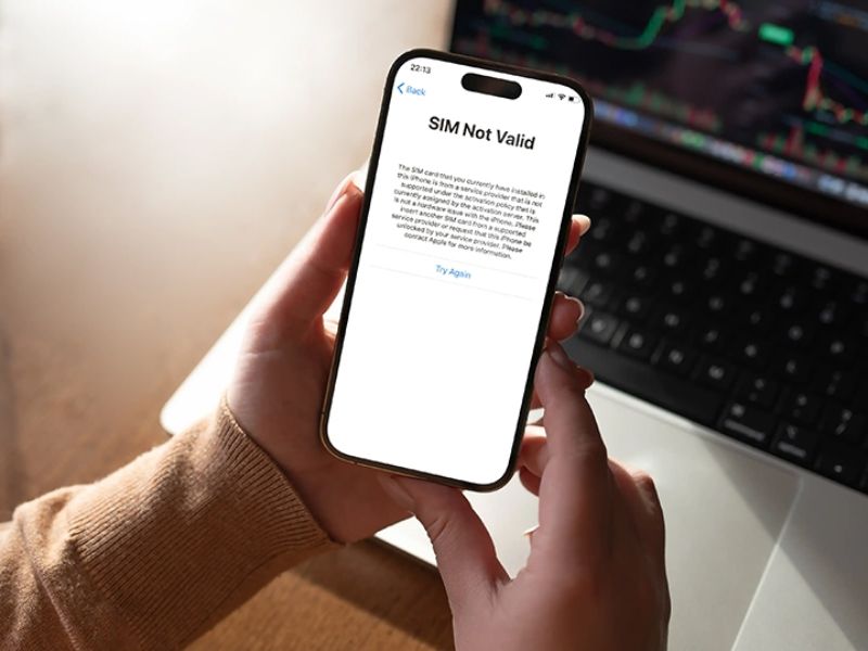Vì sao cần kiểm tra iPhone Lock hay quốc tế trước khi mua?