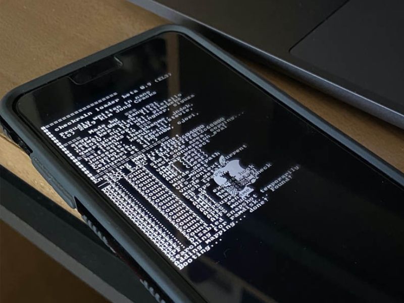 Xử lý iPhone tự khởi động lại liên tục