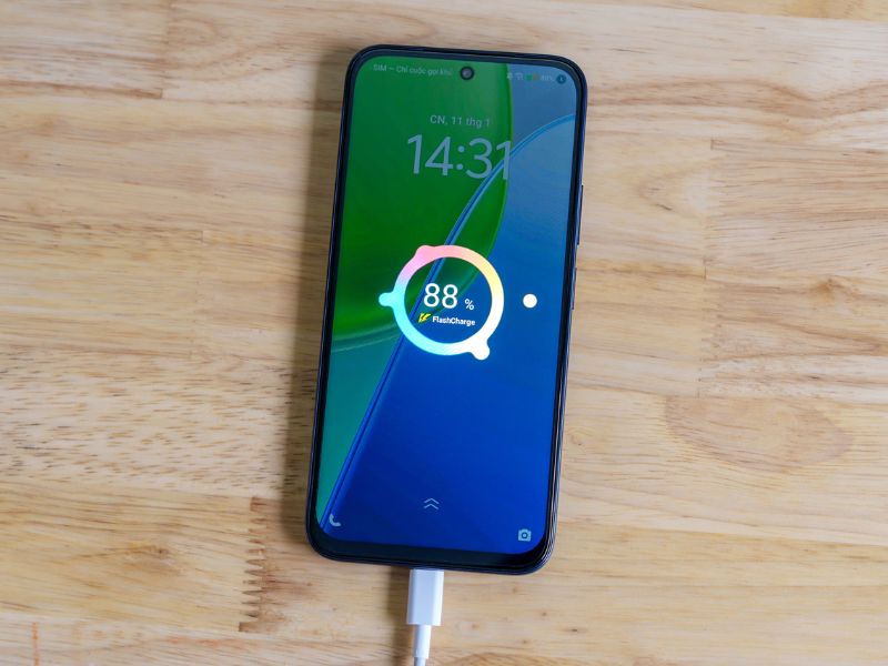 Hiệu năng Snapdragon 6s Gen 2 – ổn định, tiết kiệm điện