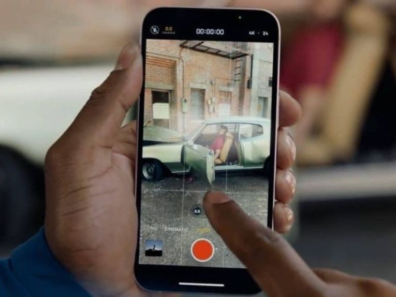 Lỗi Camera iPhone 12 Pro Max bị mờ phải làm sao?