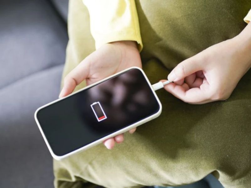 Dấu hiệu pin điện thoại hư và cách nhận biết sớm