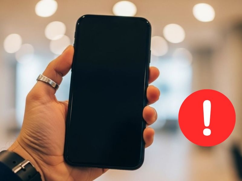 Điện thoại tự nhiên tắt nguồn mở không lên phải làm sao?