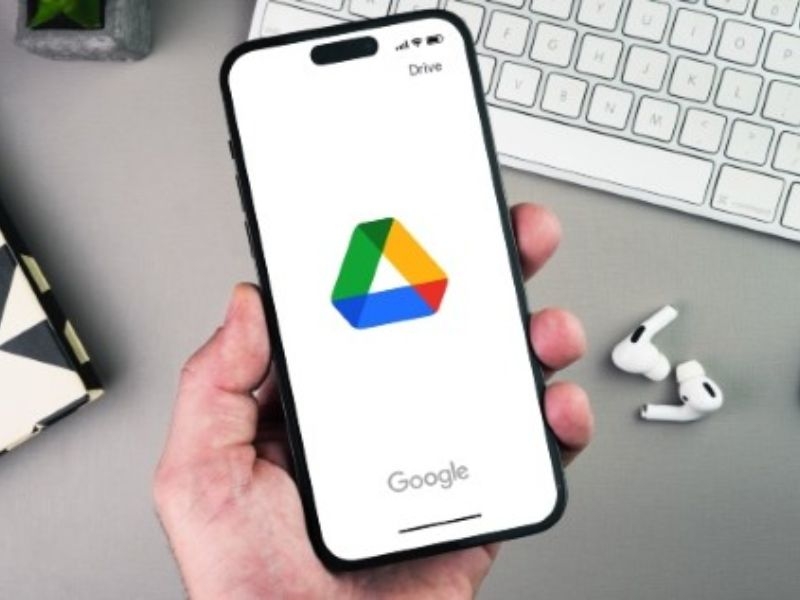 Cách tải ảnh từ Google Drive về iPhone cực đơn giản