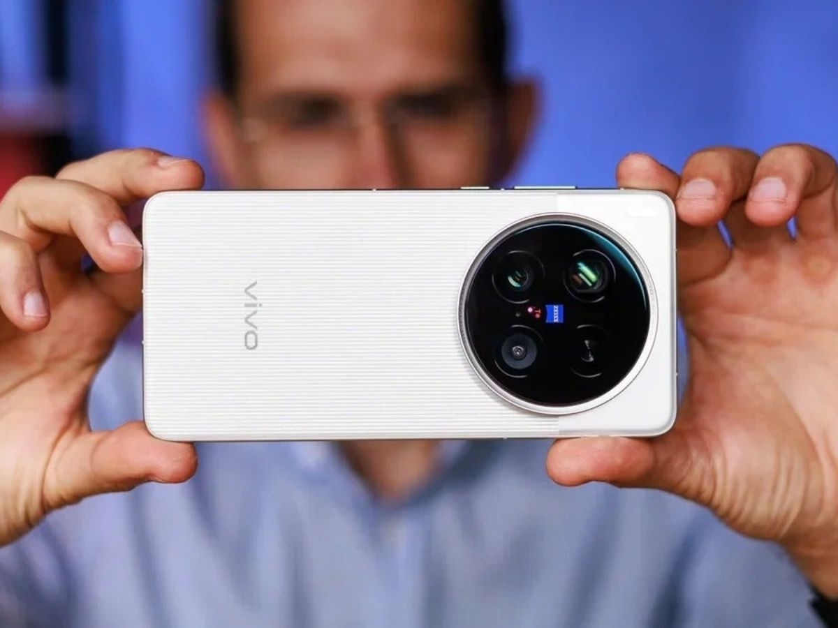 Vivo X300s lộ diện với màn hình 144Hz, pin 7.100mAh ấn tượng